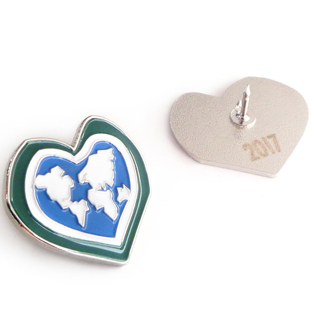 Distintivi per bottoni in latta con spilla in latta tonda personalizzata per anime Produttori di distintivi in ​​latta