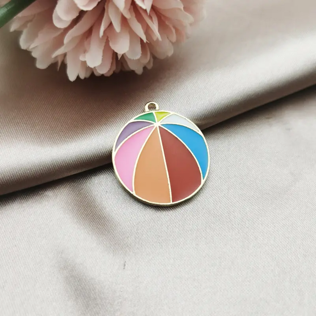 Portachiavi a sfera con logo personalizzato all'ingrosso Portachiavi in ​​​​metallo con portachiavi a sfera