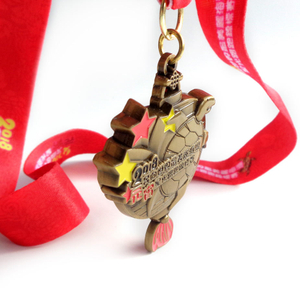 China Cheap Custom Metal Design You Possiedi la maratona che corre la medaglia del premio Gold Metal in lega di zinco 3D