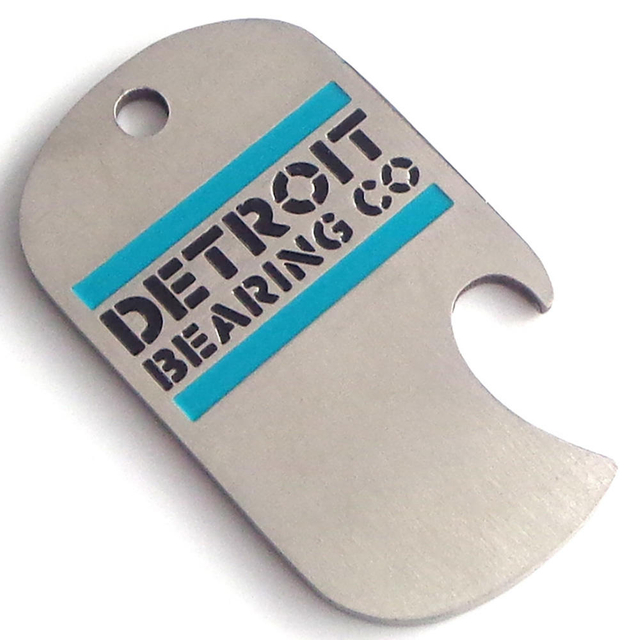 Portachiavi in ​​​​ferro metallico personalizzato con apribottiglie rotondo a sublimazione apribottiglie