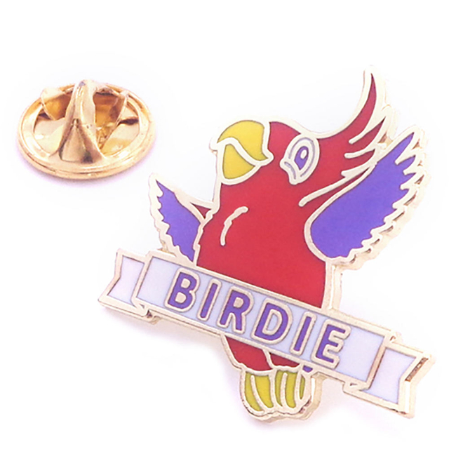 Perni da risvolto rigidi in lega di zinco in metallo su ordinazione di fabbricazione OEM Spilla morbida in smalto Eagle