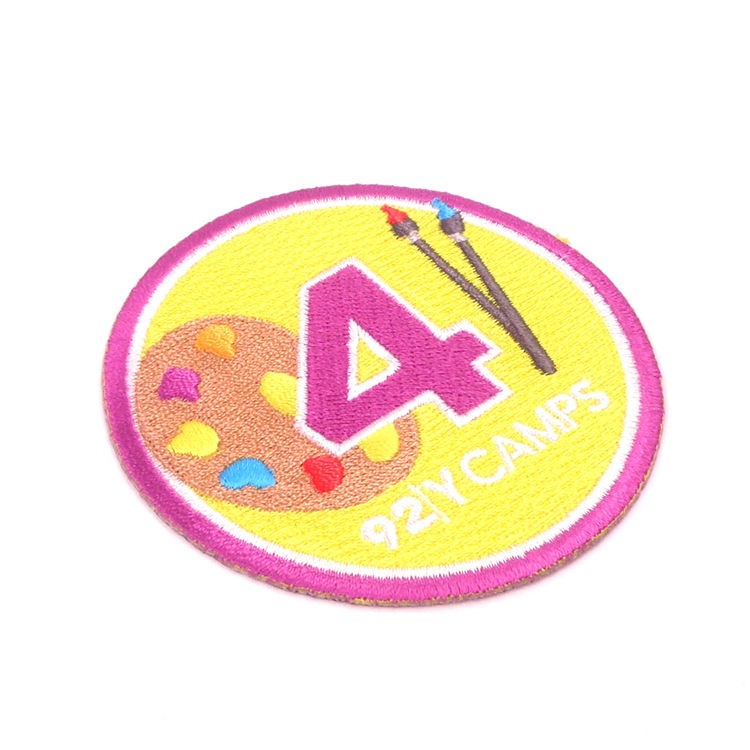 Toppa ricamata in tessuto personalizzato Oem all'ingrosso per maglietta Girly