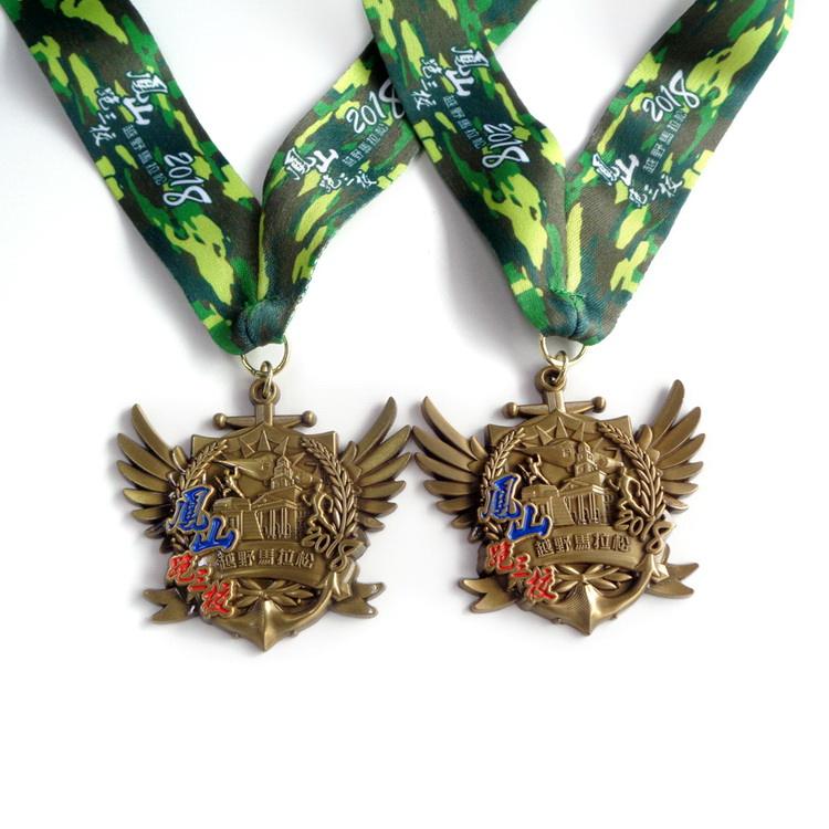 Fabbricazione OEM Fabbricazione personalizzata di medaglie sportive, medaglie d'oro argento bronzo 1 ° posto